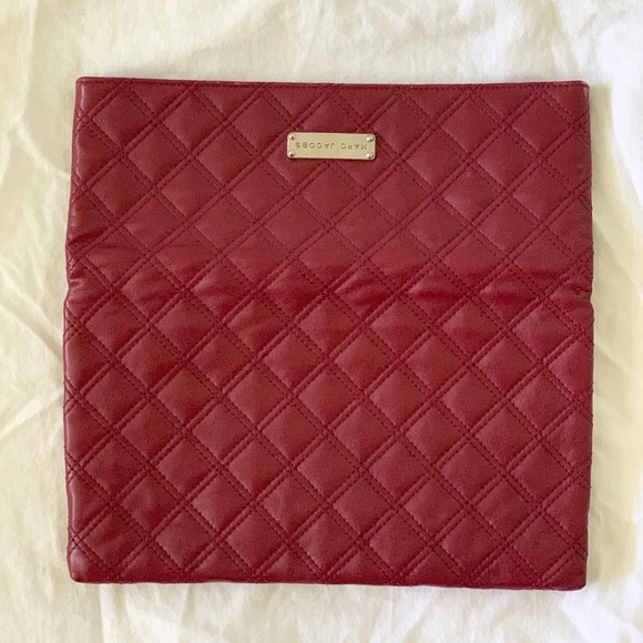 Marc Jacobs Quilted leather clutch, large wine - Picture 3 of 7